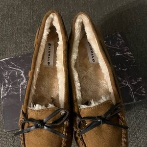 Airwalk Brown Moccasins with Black Bow